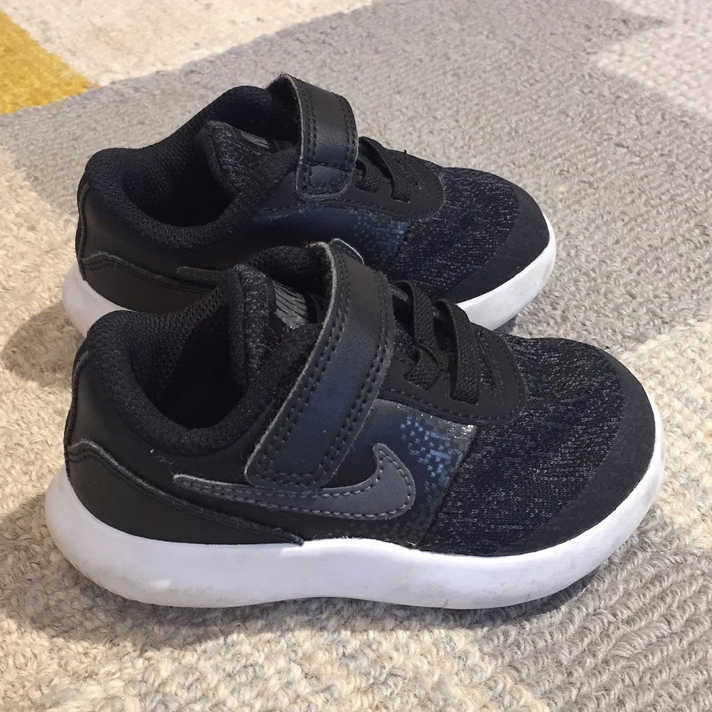 Toddler boy Nike shoes